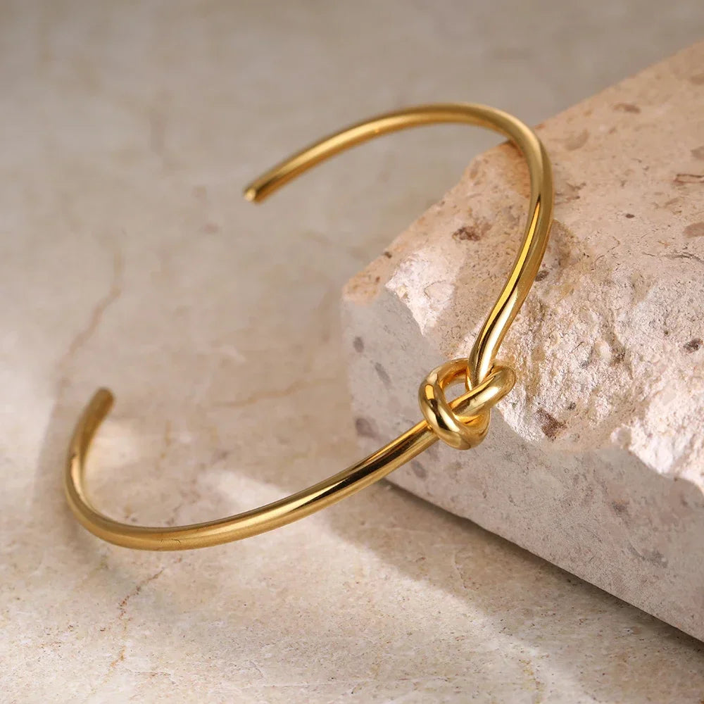 Gold-Silver Thread Knot Bracelet