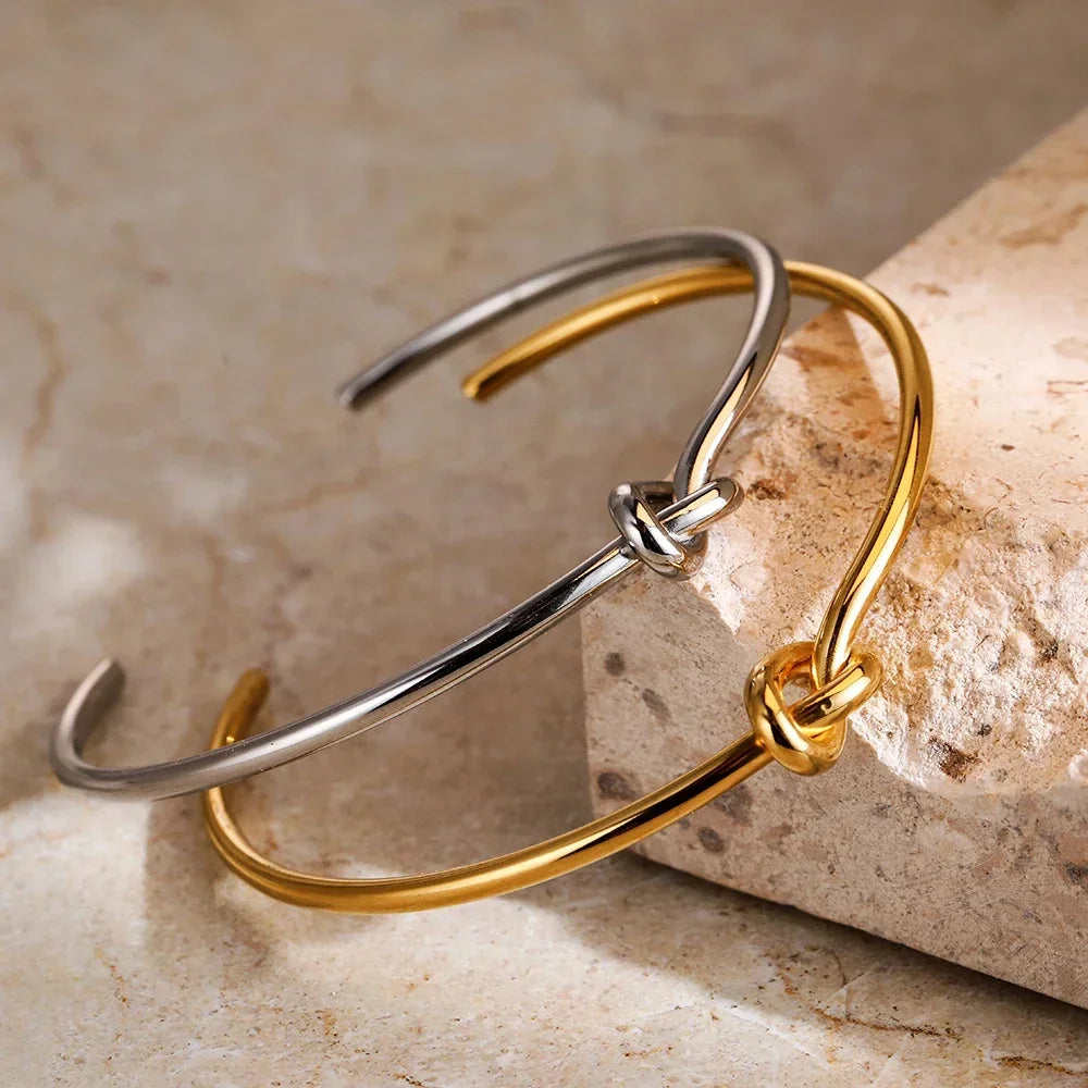 Gold-Silver Thread Knot Bracelet