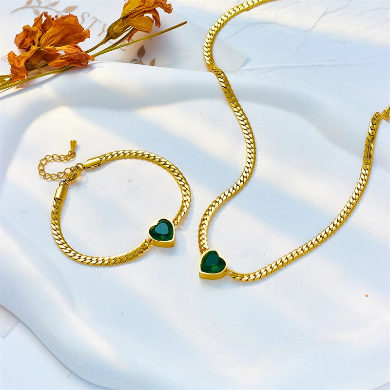 Delicate Gold Jewelry Set: Necklace & Bracelet