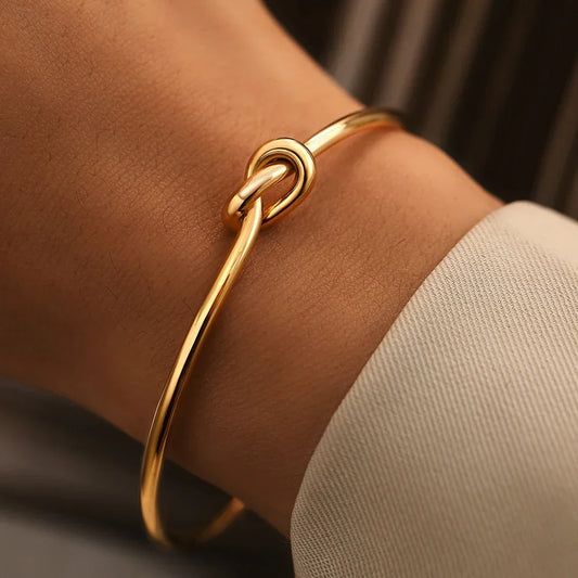 Gold-Silver Thread Knot Bracelet