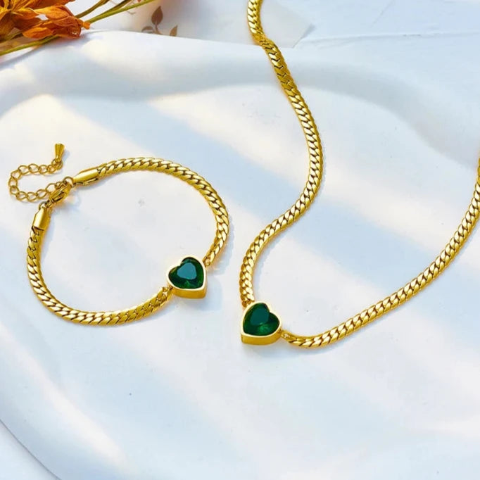 Delicate Gold Jewelry Set: Necklace & Bracelet