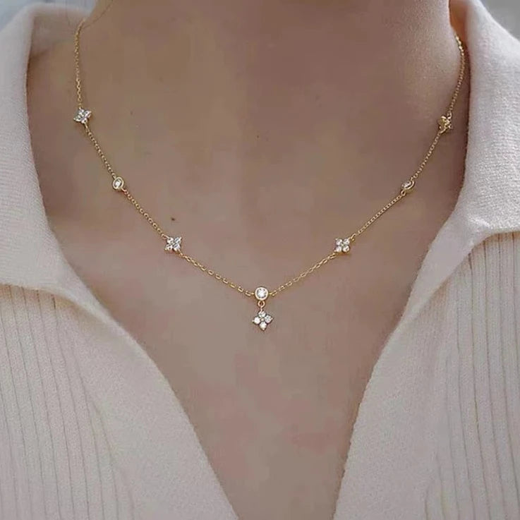 Delicate Sparkling Necklace