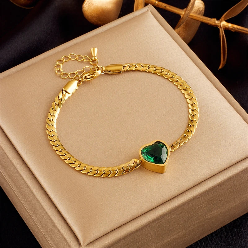 Delicate Gold Jewelry Set: Necklace & Bracelet